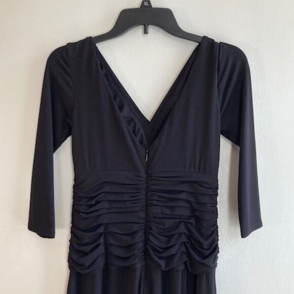 Tadashi Shoji Designer gown, black, XS - Picture 6 of 9